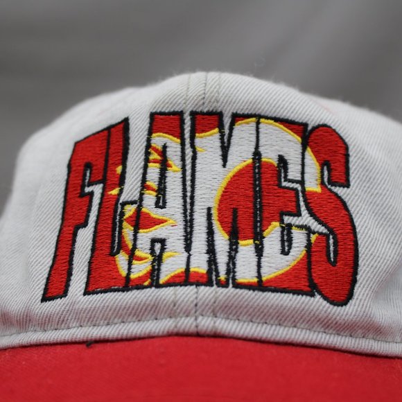 Calgary Flames Hat (VTG) - Flames Block Script - Adult Draw Stringback - Picture 2 of 10